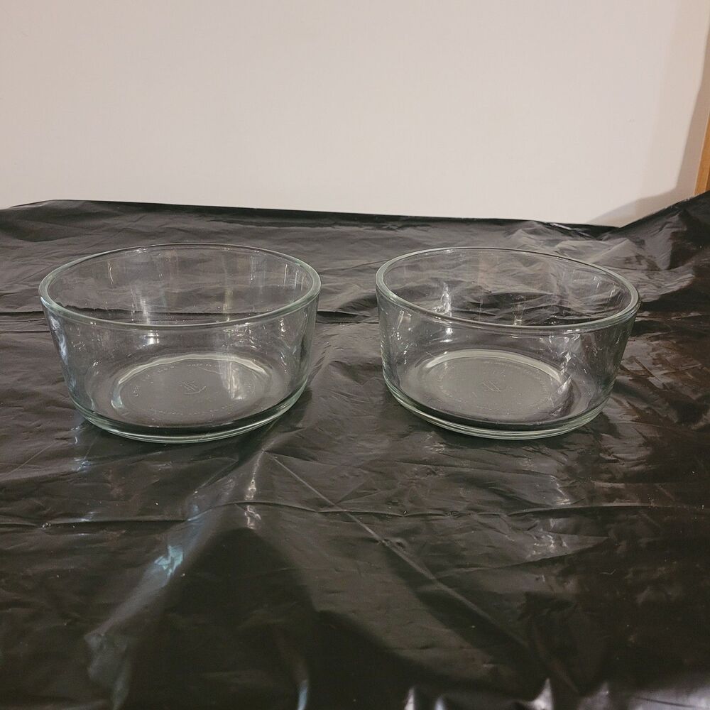 Anchor Hocking 4 Cup/1 Qt Clear Glass Prep Bowl microwave safe No Lid